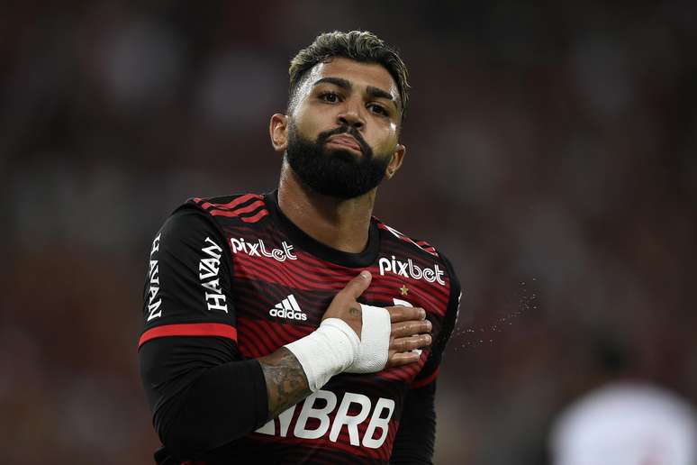Gabigol fez um dos gols do Flamengo na vitória por 2 a 0 sobre o Corinthians