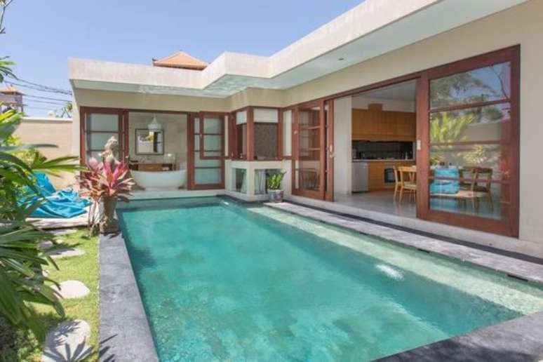 5. Ed&iacute;cula em L com piscina &ndash; Foto Luz Gonzalez Moron