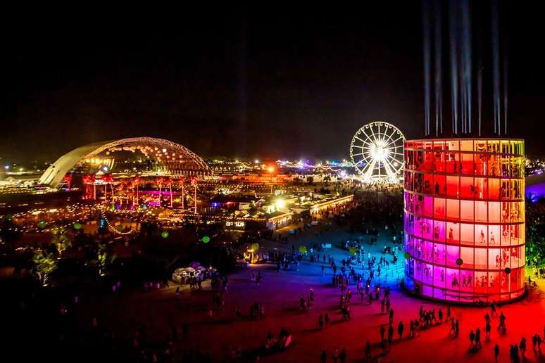 No YouTube, Coachella 2022 vai transmitir ao vivo todos os shows do primeiro final de semana (15 a 17 de abril). Já nos dias 22, 23 e 24 de abril apenas algumas apresentações serão transmitidas.