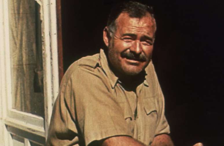 Hemingway, em 1944, na França, onde foi correspondente durante a Segunda Guerra Mundial