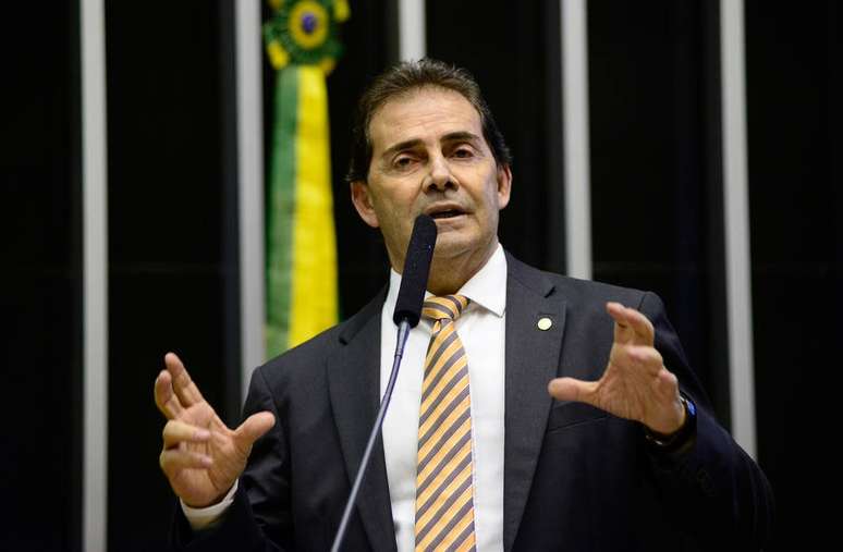 'Zero possibilidade de o Solidariedade apoiar o Bolsonaro', diz Paulinho da Força (SD).