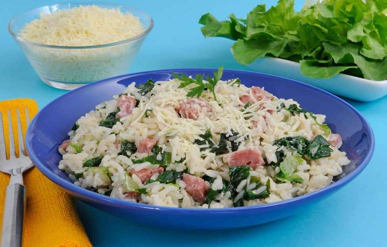 Risoto de calabresa e escarola &ndash; Foto: Reprodu&ccedil;&atilde;o