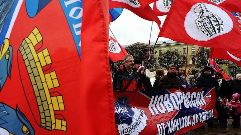 Um protesto em São Petersburgo em 2015 em apoio à "Novorossiya" (Nova Rússia)