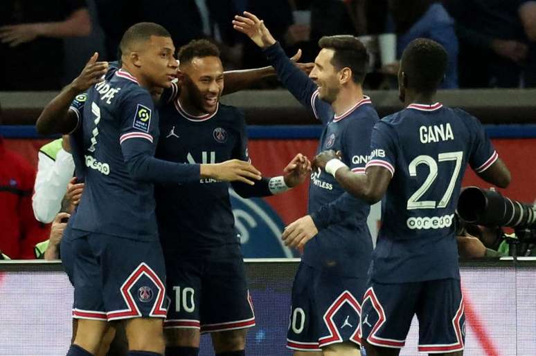 Paris Saint-Germain chegou aos 74 pontos no Campeonato Francês (Foto: THOMAS COEX / AFP)