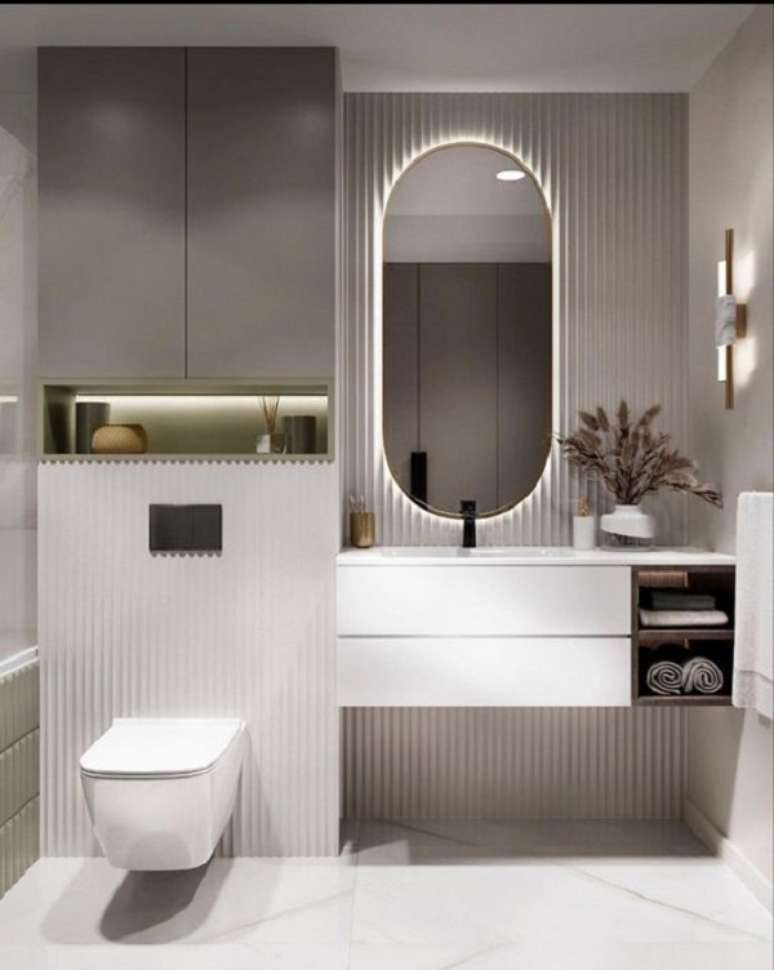 7. Banheiro com revestimento de porcelanato ripado – Foto Obsessed 4 Interiors