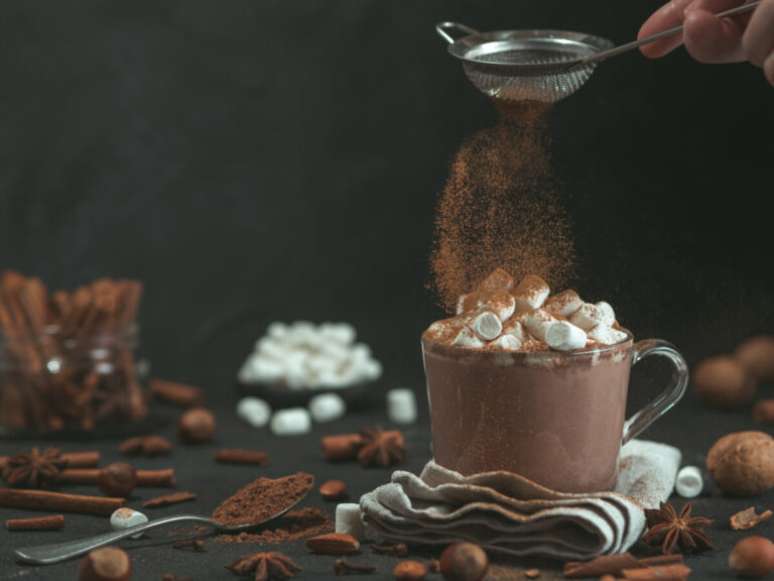 Guia da Cozinha - Receitas de chocolate quente cremoso para tomar depois da Páscoa