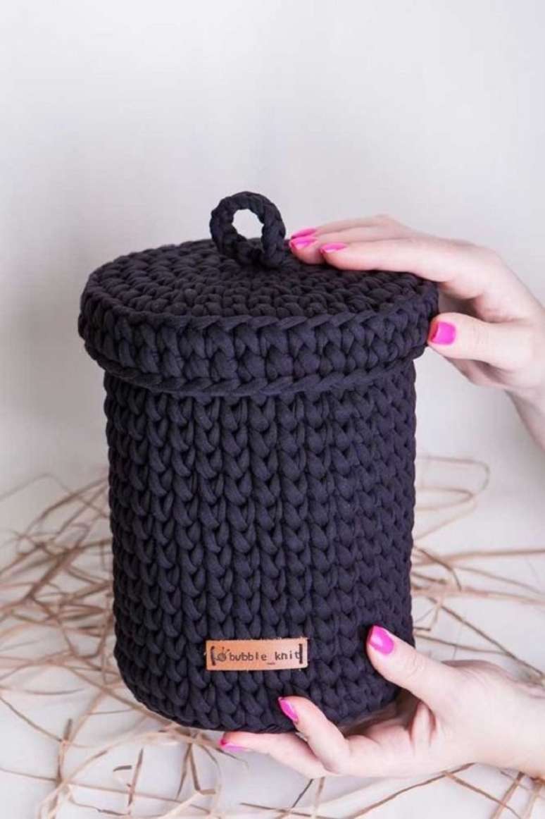7. Cesto de fio de malha com tampa para organizar a casa &ndash; Foto Decor Facil