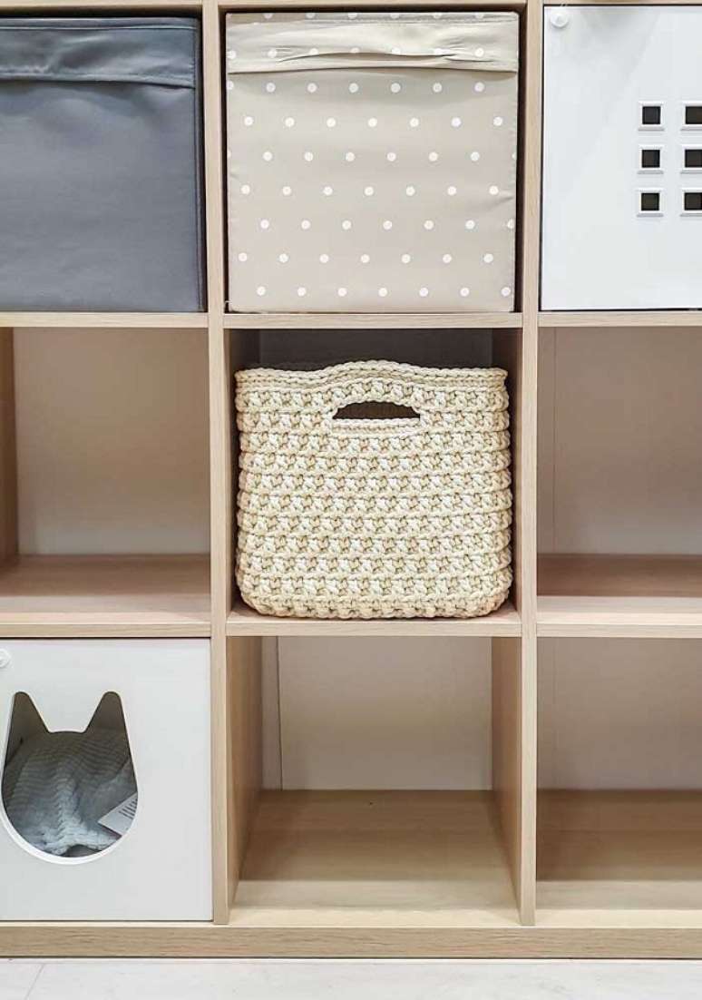 15. Cesto de fio de malha bege &ndash; Foto Decor Facil