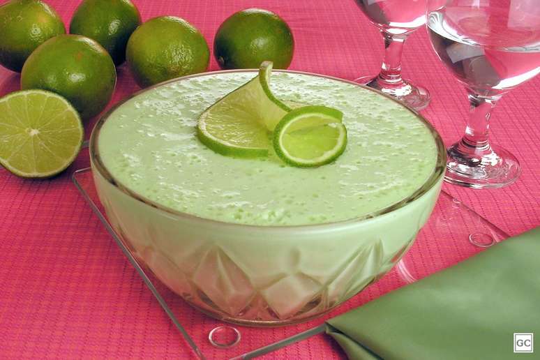 Mousse de lim&atilde;o &ndash; Foto: Guia da Cozinha