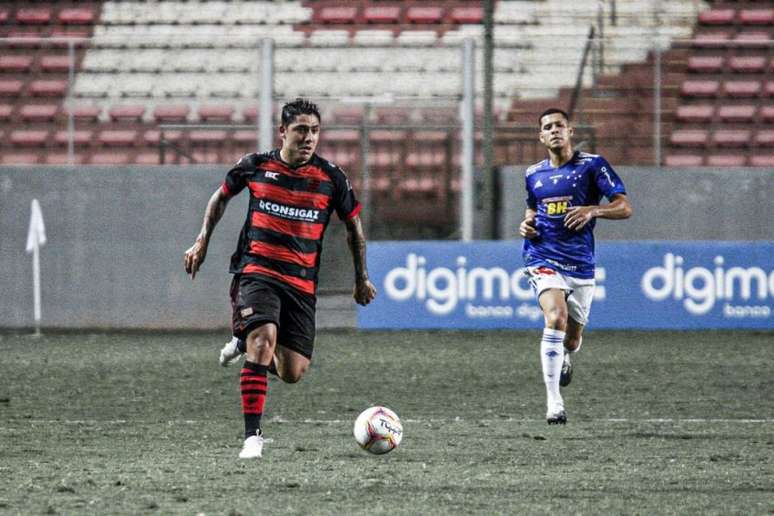 Bruno Lopes comentou sobre boa fase no Oeste (Foto: Divulgação/ Oeste FC)