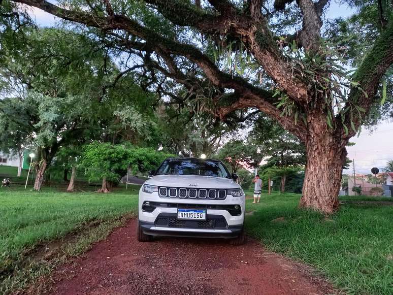 Jeep Compass ganhou motor 1.3 turbo de 185 cavalos.