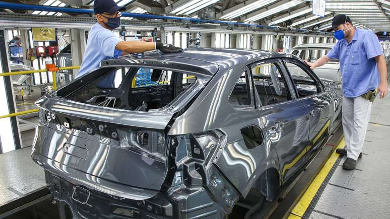 Volkswagen Nivus: produção afetada pela falta de semicondutores
