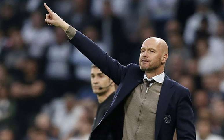 Ten Hag conseguiu sucesso no comando do Ajax (Foto: AFP)