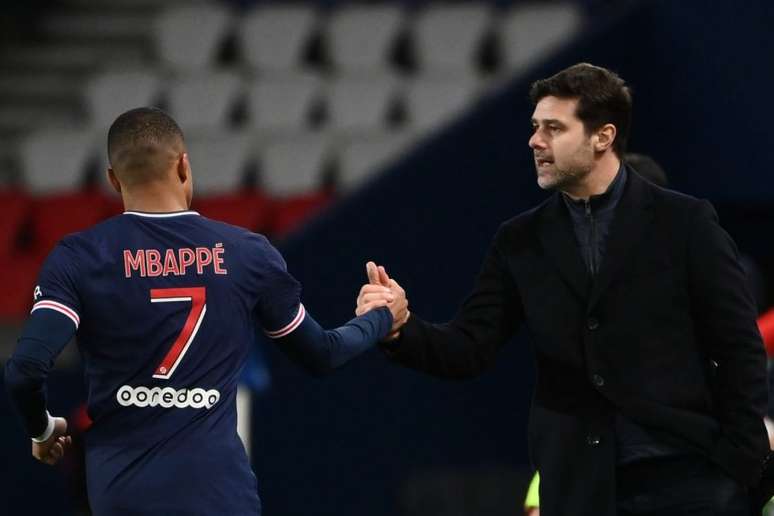 Mbappé é destaque do PSG (Foto: FRANCK FIFE / AFP)