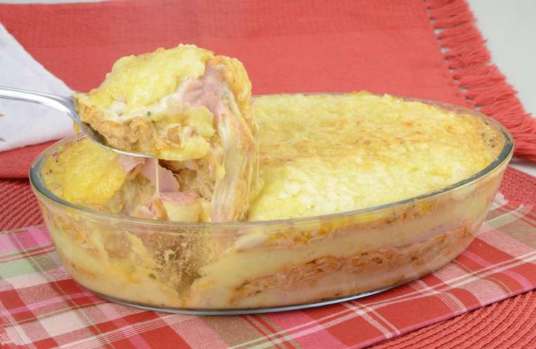 Travessa de lasanha de pur&ecirc; de batatas