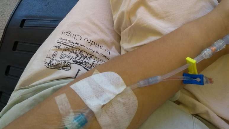 Estudante passou por cinco m&eacute;dicos at&eacute; conseguir dar in&iacute;cio ao tratamento