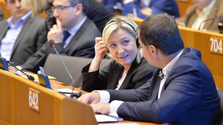 Marine Le Pen deixou o Parlamento Europeu em 2017 para assumir um papel como parlamentar na Fran&ccedil;a