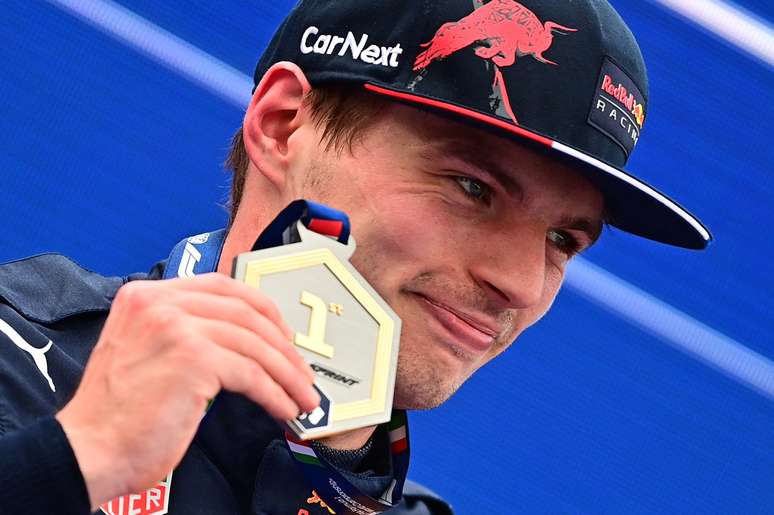 Max Verstappen venceu a corrida sprint da F1 do GP da Emília-Romanha 