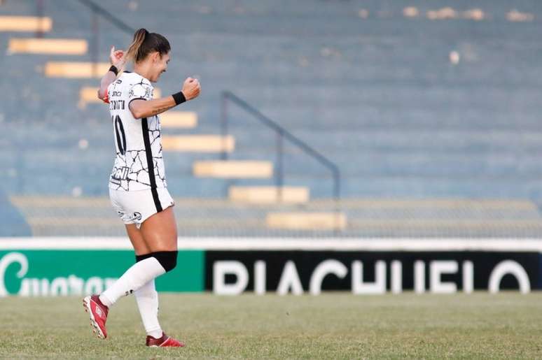 Gabi Zanotti tem cinco gols marcados nesta temporada (Foto: Rodrigo Gazzanel/Ag.Corinthians)