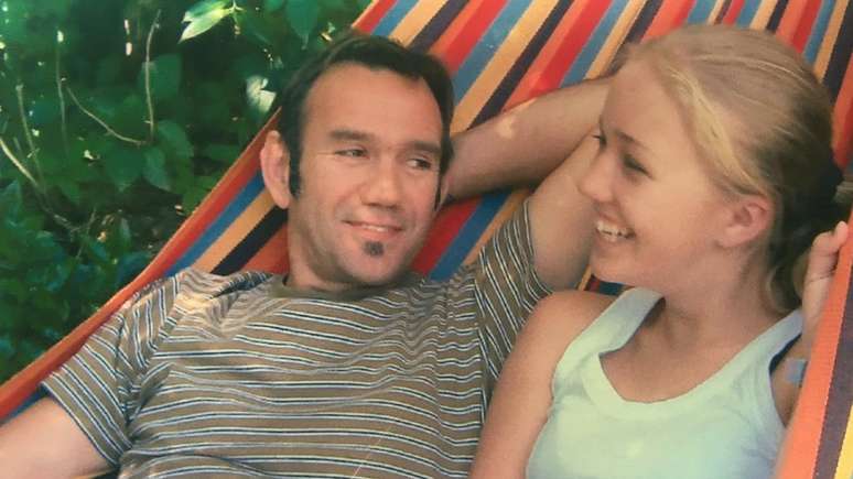 Steve, retratado aqui com sua filha, foi diagnosticado com depress&atilde;o quando tinha 30 anos