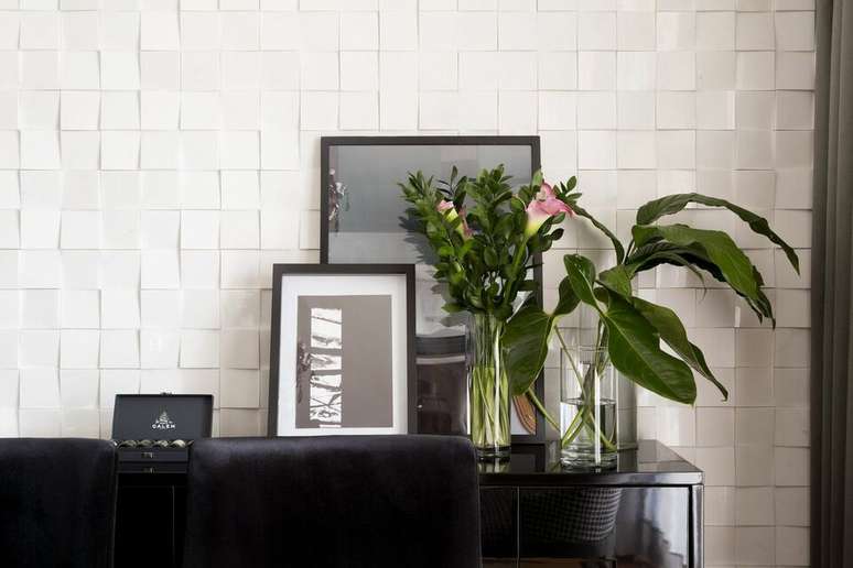 24. Esta parede 3D brinca com os relevos. Projeto de Oficina 11.11