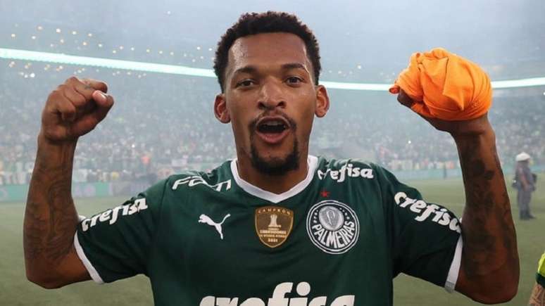 Jailson ganhou o apoio dos companheiros após lesão grave no joelho direito (Foto: Cesar Greco/Palmeiras)