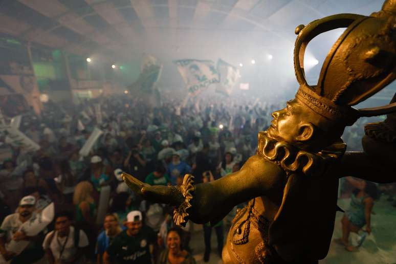 Comemoração na quadra da escola de samba Mancha Verde que se sagrou campeã do Carnaval de São Paulo 2022