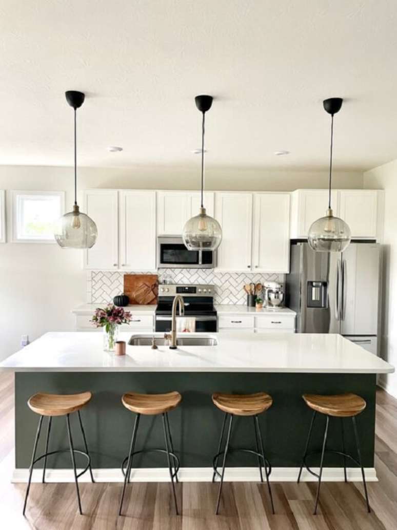 28. Pedra de granito para cozinha moderna &ndash; Foto Alley Kay