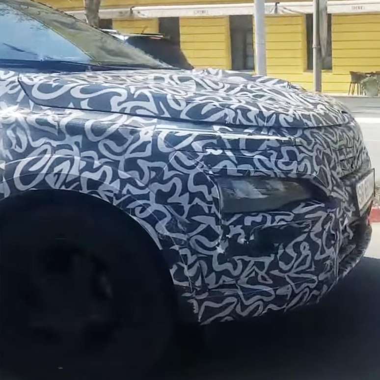 Novo SUV da Renault em testes na Romênia