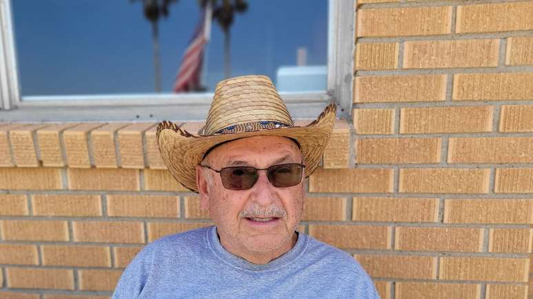 Jim Crawford diz que recebeu v&aacute;rias ofertas da Space X, mas n&atilde;o est&aacute; disposto a vender sua casa em Boca Chica Village