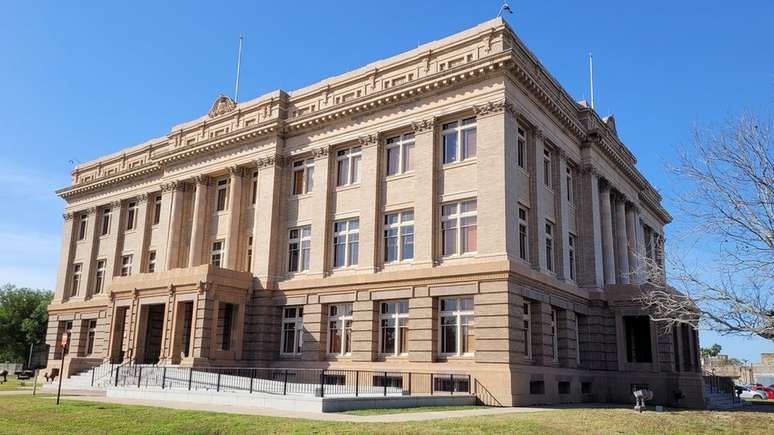 Escrit&oacute;rios do Condado de Cameron ficam neste edif&iacute;cio hist&oacute;rico de Brownsville