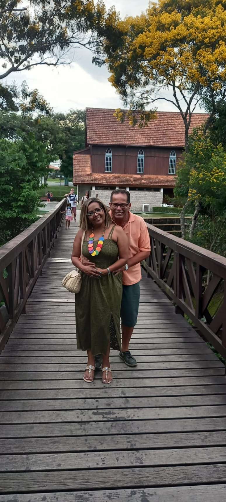 Debora e Mendes: casamento marcado para setembro