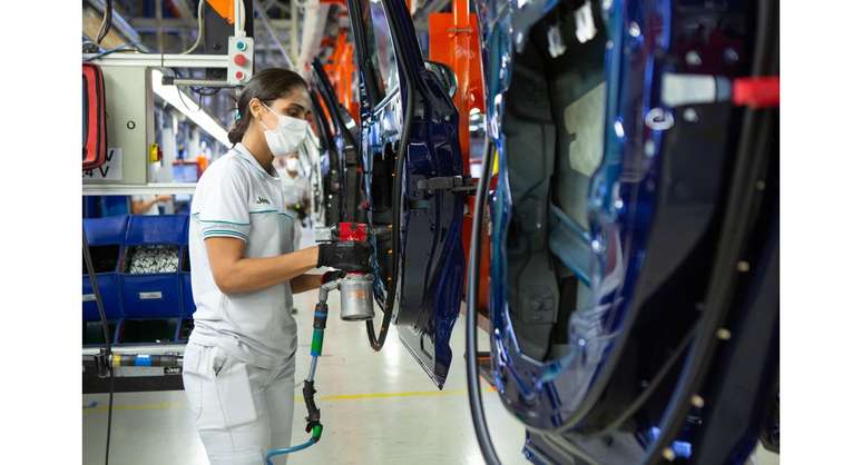 Mais de 13 mil pessoas trabalham no polo Automotivo de Goiana, em Pernambuco.