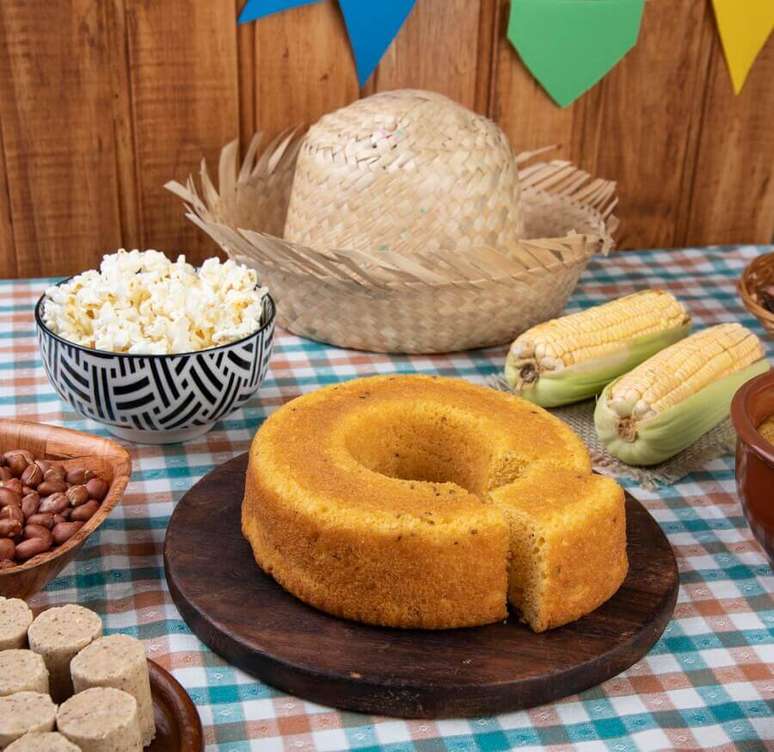 2. Receita de bolo de milho de liquidificador fácil para festa junina – Foto; iStock