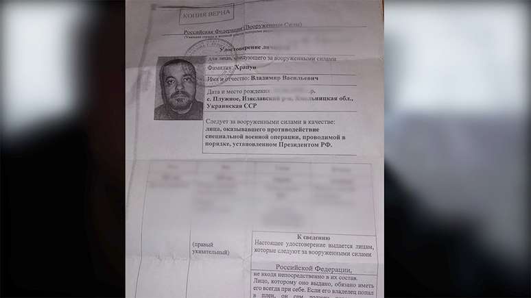 Documento de identidade emitido para Volodymyr pelos militares russos