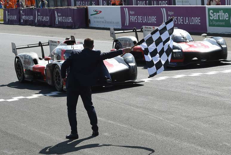 Em 2021, o trio Mike Conway, Kamui Kobayashi e Jos&eacute; Mar&iacute;a L&oacute;pez venceu as 24 Horas de Le Mans 