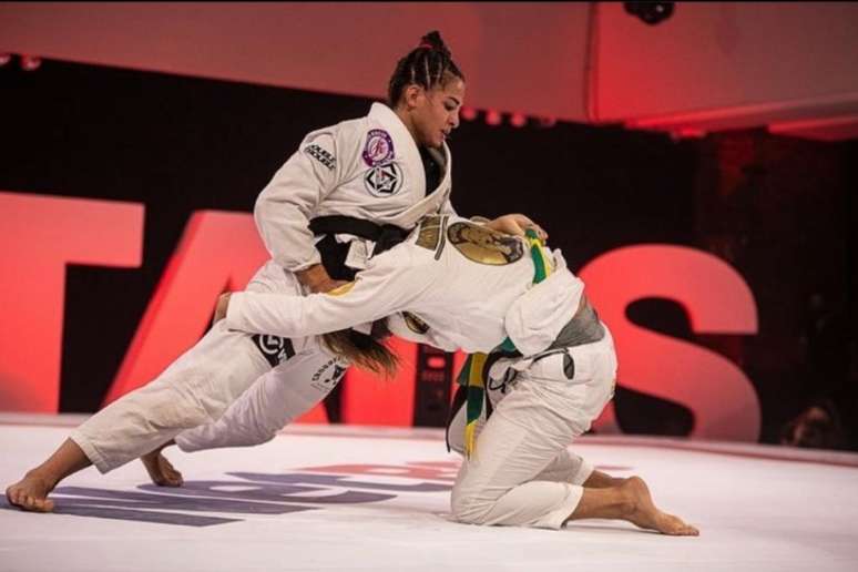 Bia Mesquita volta ao BJJ Stars para fazer uma luta sem kimono contra Julia Boscher (Foto: Carol Haber)