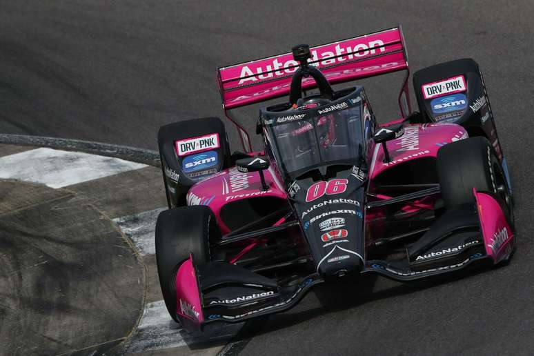 Helio Castroneves rodou na classifica&ccedil;&atilde;o no Alabama 