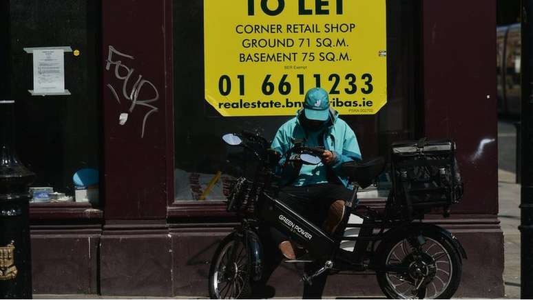 Entregador de delivery em Dublin