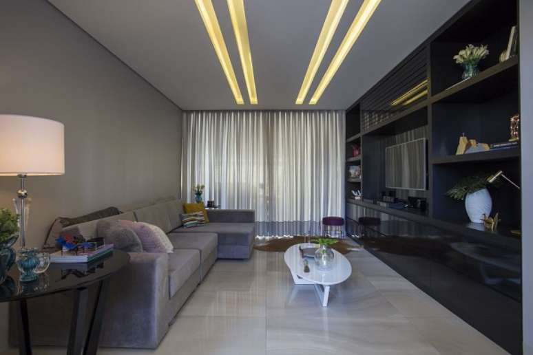 39. Sanca com led para sala de estar aconchegante – Foto Belezini Dalmazo Arquitetura