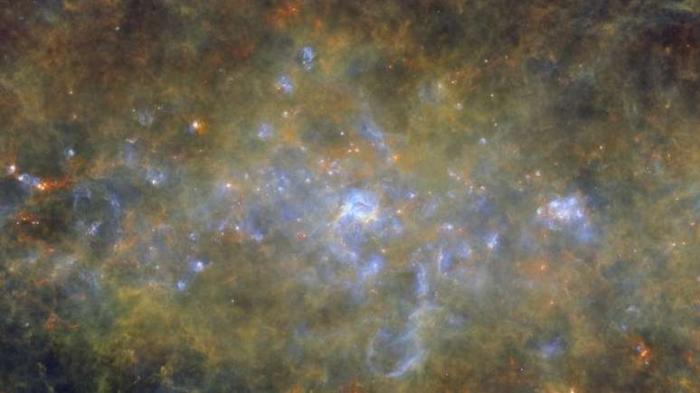 Formação de estrela, em foto de 2017 da Agência Espacial Europeia; é de uma 'nuvem inicial' de estrelas que vieram alguns dos principais elementos que compõem a vida na Terra