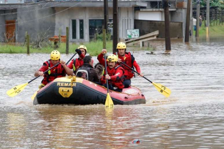 Em Tubarão (SC), o Corpo de Bombeiros Militar atendeu 47 ocorrências e um total de 129 pessoas.