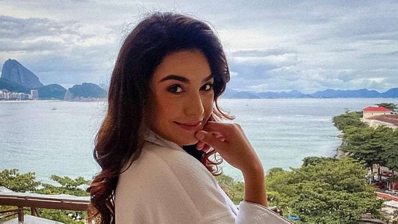 Julia Gama, Miss Brasil 2020 e Vice-Miss Universo, fala sobre expectativa para vers&atilde;o latina de 'Big Brother', o 'La Casa de Los Famosos'.