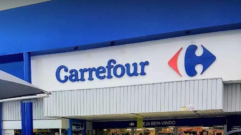 Carrefour &eacute; acusado por discrimina&ccedil;&atilde;o racial em unidade de SP