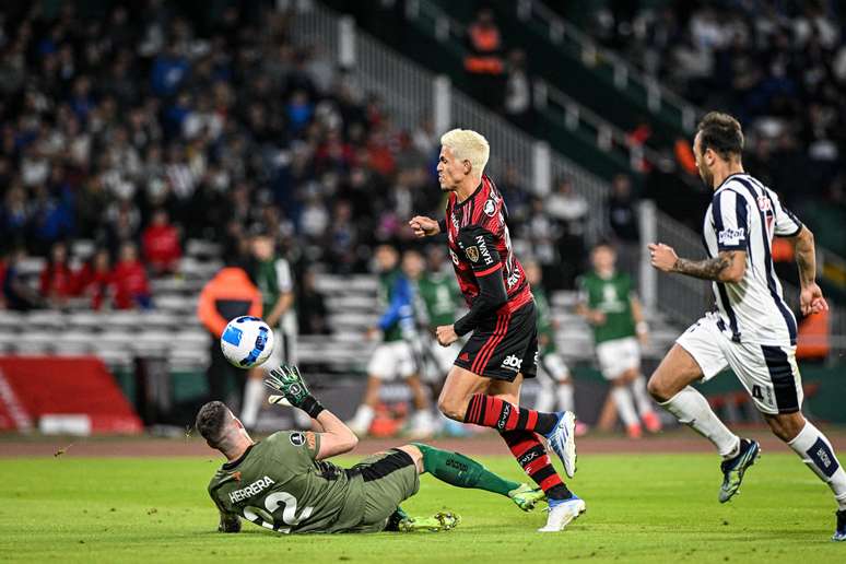 Partida foi realizada no estadio Mario Alberto Kempes, na Argentina