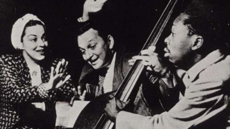 A cantora Linda Batista, o compositor Herivelto Martins (1912-1992) e o ator Grande Otelo, no Cassino da Urca. Os três participaram de It's All True