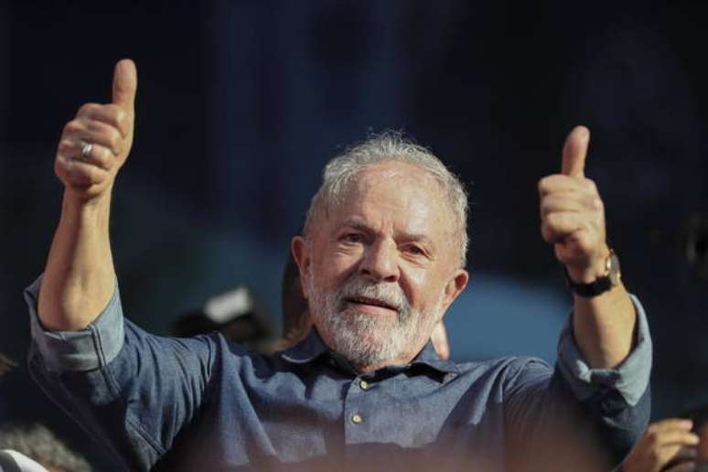 Lula participa de evento em São Paulo para lançar candidatura