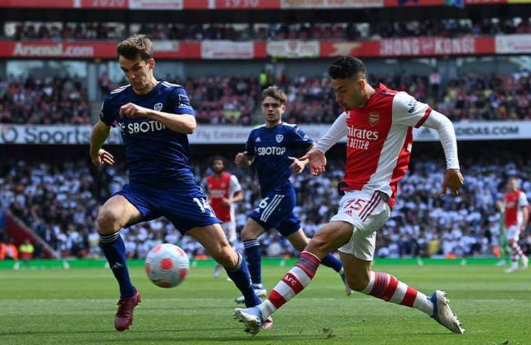 Martinelli foi titular na vitória do Arsenal (Foto: GLYN KIRK / AFP)