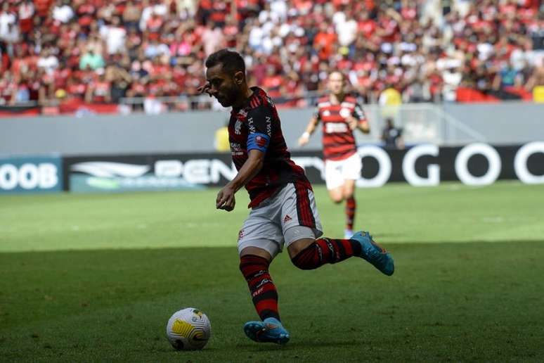 Everton Ribeiro foi o capitão do Flamengo contra o Botafogo (Foto: Marcelo Cortes / Flamengo)