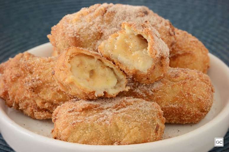 Churros de banana com doce de leite – Foto: Guia da Cozinha